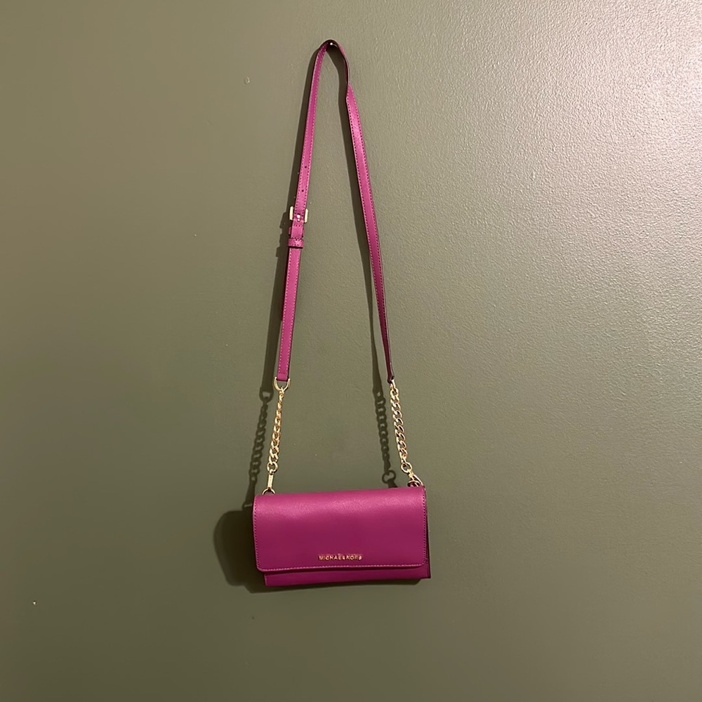 Micheal Kors bag that has never been used.